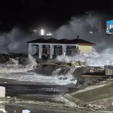 Presenta Consejo Estatal de Protección Civil reporte de daños tras el paso del huracán Erick en la costa oaxaqueña