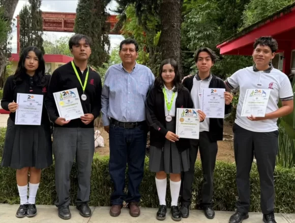 IMG-20250607-WA0019.jpg Obtienen estudiantes del Cobao oro, bronce y mención honorífica en Concurso Nacional de Química