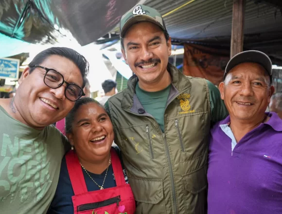 Refrenda Ray Chagoya compromiso con la Central de Abasto, corazón comercial de Oaxaca