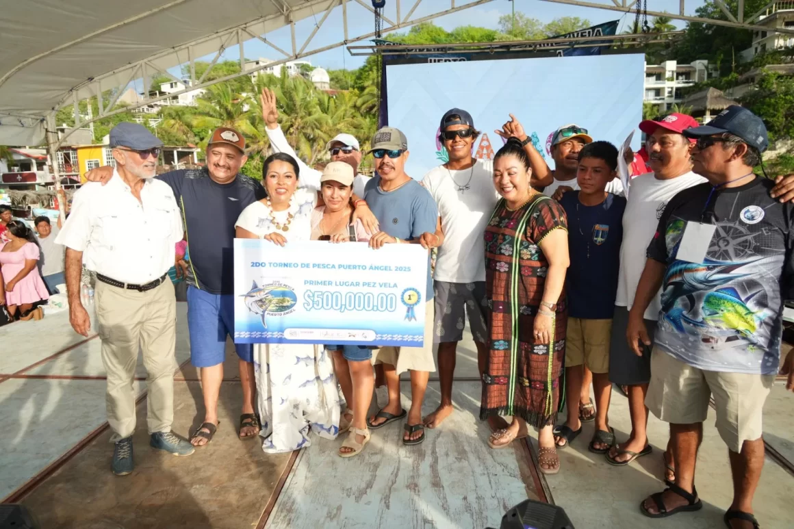 Realizan Segundo Torneo de Pesca Deportiva Puerto Ángel 2025