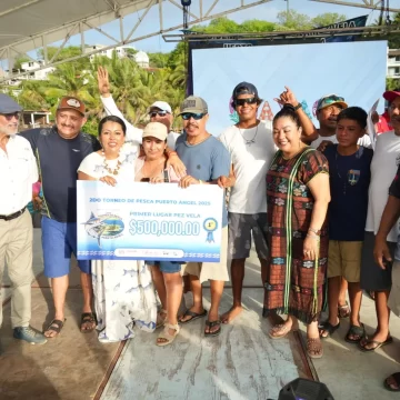 Realizan Segundo Torneo de Pesca Deportiva Puerto Ángel 2025