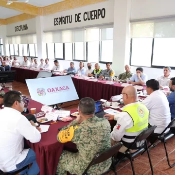 Instruye Salomón Jara acciones inmediatas ante posible evolución de tormenta tropical Erick