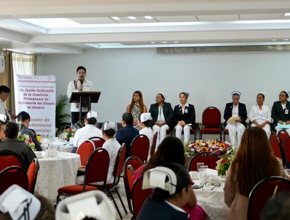 Reconoce SSO a profesionales de enfermería por su labor humanista y científica