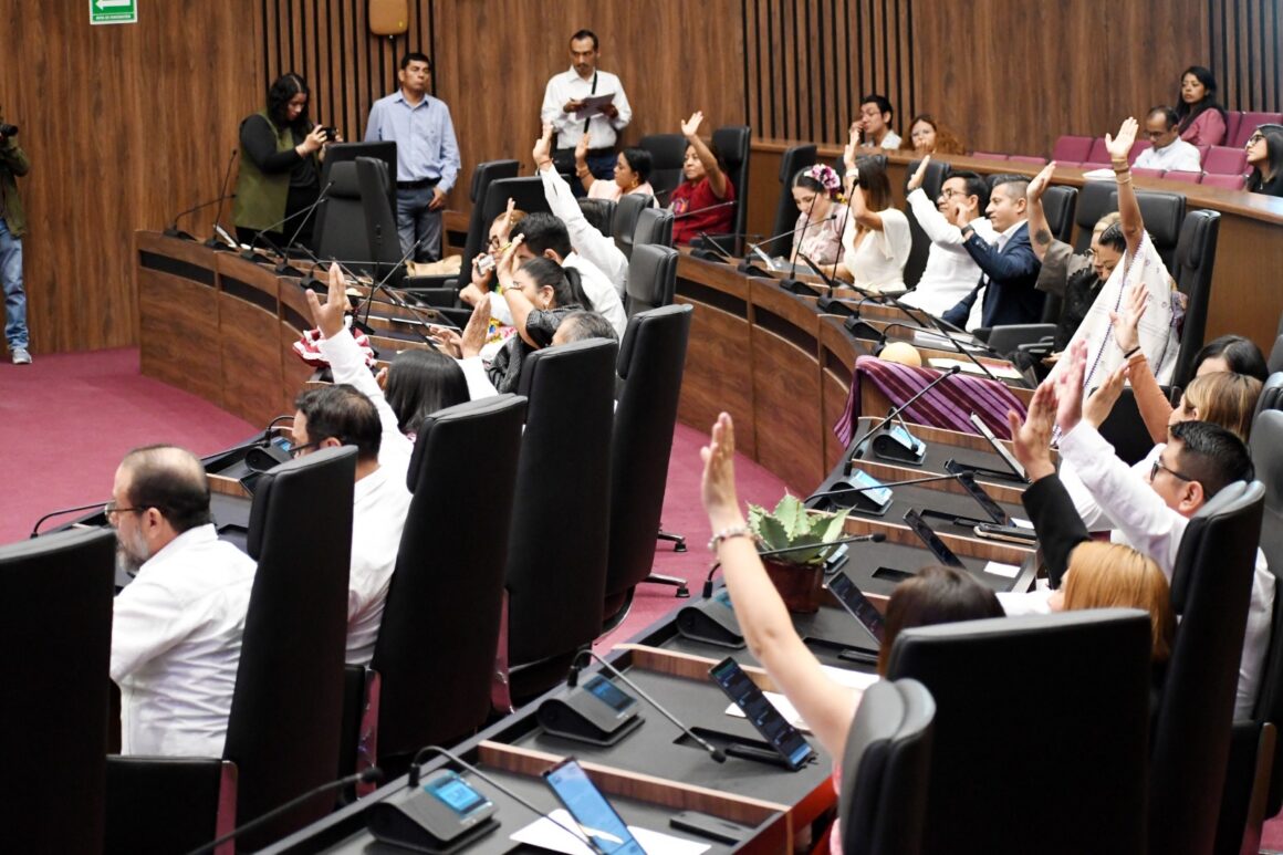 Avala Parlamento tres acuerdos de la Jucopo sobre juventudes, personas indígenas y afromexicanas, y la realización de una Sesión Solemne en Miahuatlán de Porfirio Díaz