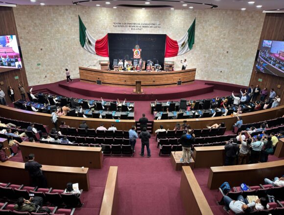 Congreso de Oaxaca aprueba la desaparición del Ayuntamiento Constitucional de San Mateo Piñas