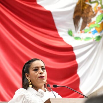 Reconoce diputada Dennis García reforma constitucional federal que incorpora fechas conmemorativas vinculadas a las mujeres que han transformado el país