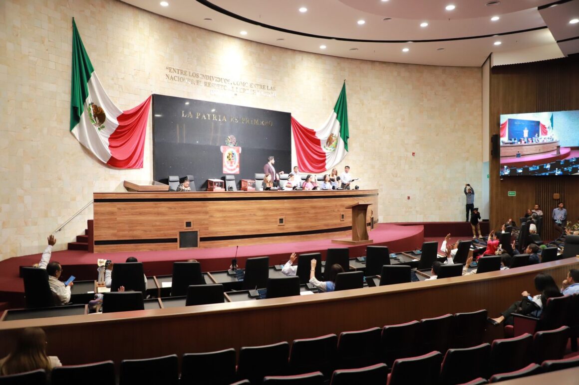 Avala Parlamento de Oaxaca exhortos sobre seguridad, calidad de alimentos, precios justos, comercio exclusivo de artesanías y mezcales locales durante la Guelaguetza; y prohibición del matrimonio infantil