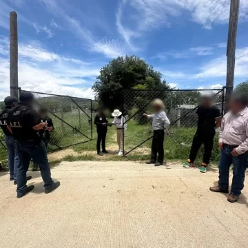 Obtiene FGEO vinculación a proceso contra tres imputados por despojo de terreno en Atzompa y logra la devolución del inmueble en favor de las víctimas