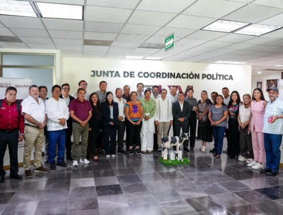 WhatsApp-Image-2025-08-18-at-19.23.48 Congreso del Estado coordina reunión interinstitucional para fortalecer el Programa Leche para el Bienestar en Oaxaca