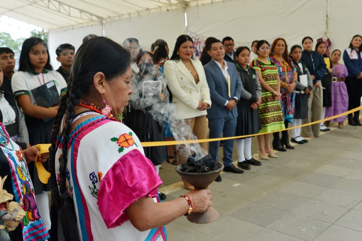 Inaugura Congreso de Oaxaca Mercadito Mazateco “Nd’ia nditsin ‘ndí” para fortalecer el trabajo artesanal de Huautla de Jiménez