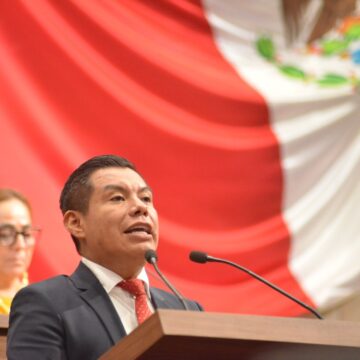 Viveros Montalvo presenta iniciativa para expedir la Ley para el Bienestar de las Juventudes Oaxaqueñas