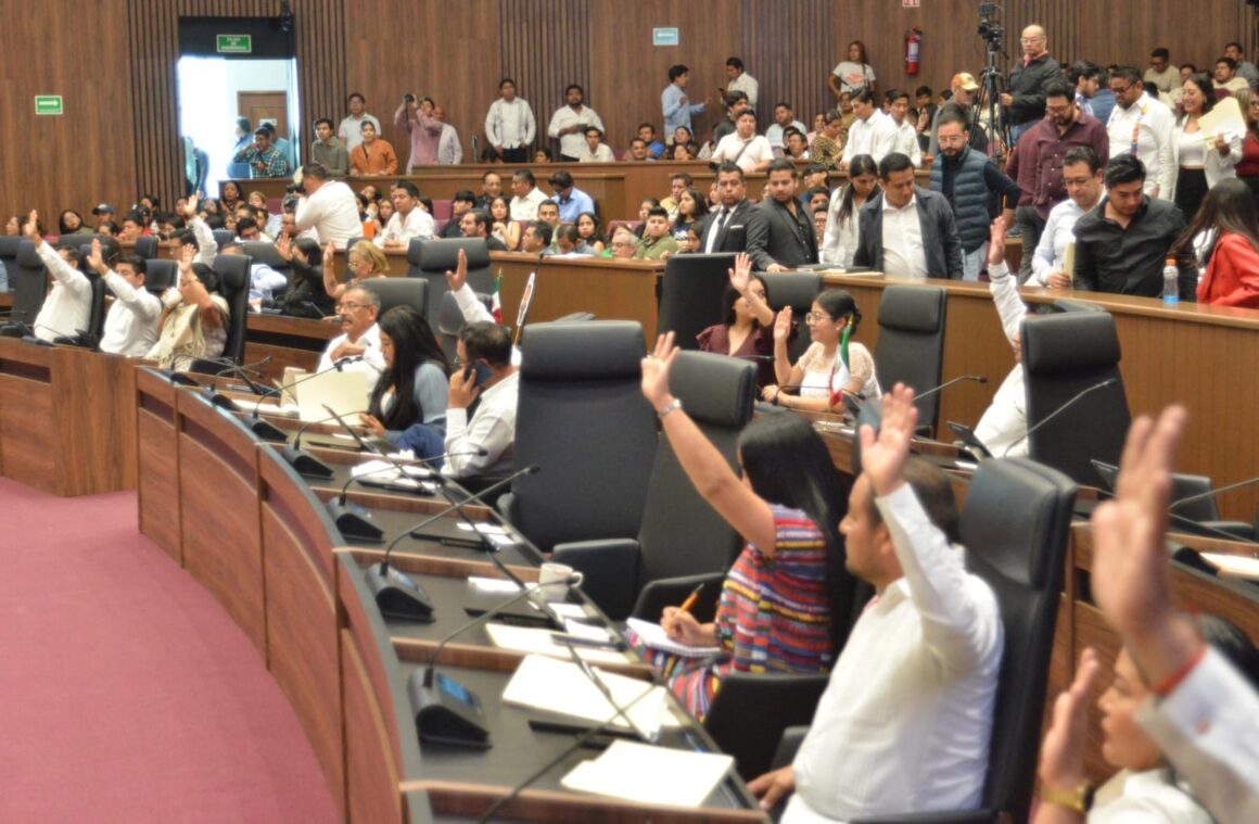 Aprueba LXVI Legislatura cuatro dictámenes en materia de gobernabilidad