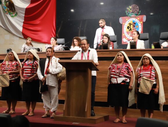 Reconoce Congreso local como elementos identitarios, materiales e inmateriales los conocimientos, técnicas, diseños y bordados de la indumentaria típica de Santo Tomás Ocotepec