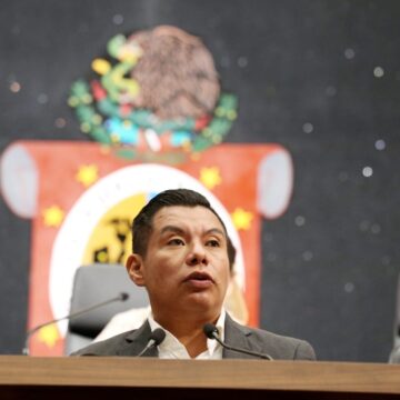 Benjamín Viveros Montalvo destaca legado de Benito Juárez en aniversario de las Leyes de Reforma