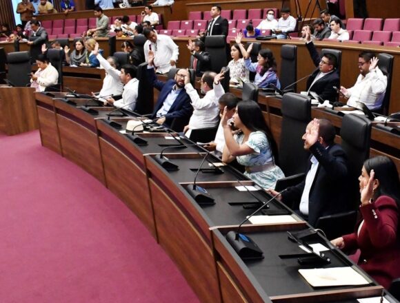 Congreso local aprueba licencia a regidora y cambio de síndica municipal en el Istmo; y designa autoridades municipales en la Sierra Sur y Valles Centrales