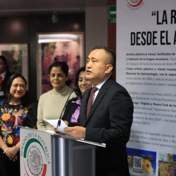 Inaugura Antonino Morales exposición del artista oaxaqueño Filoginio Naxín en el Senado