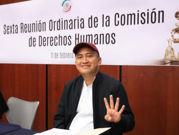 Senador Antonino Morales vota a favor para erradicar discriminación por condición de salud