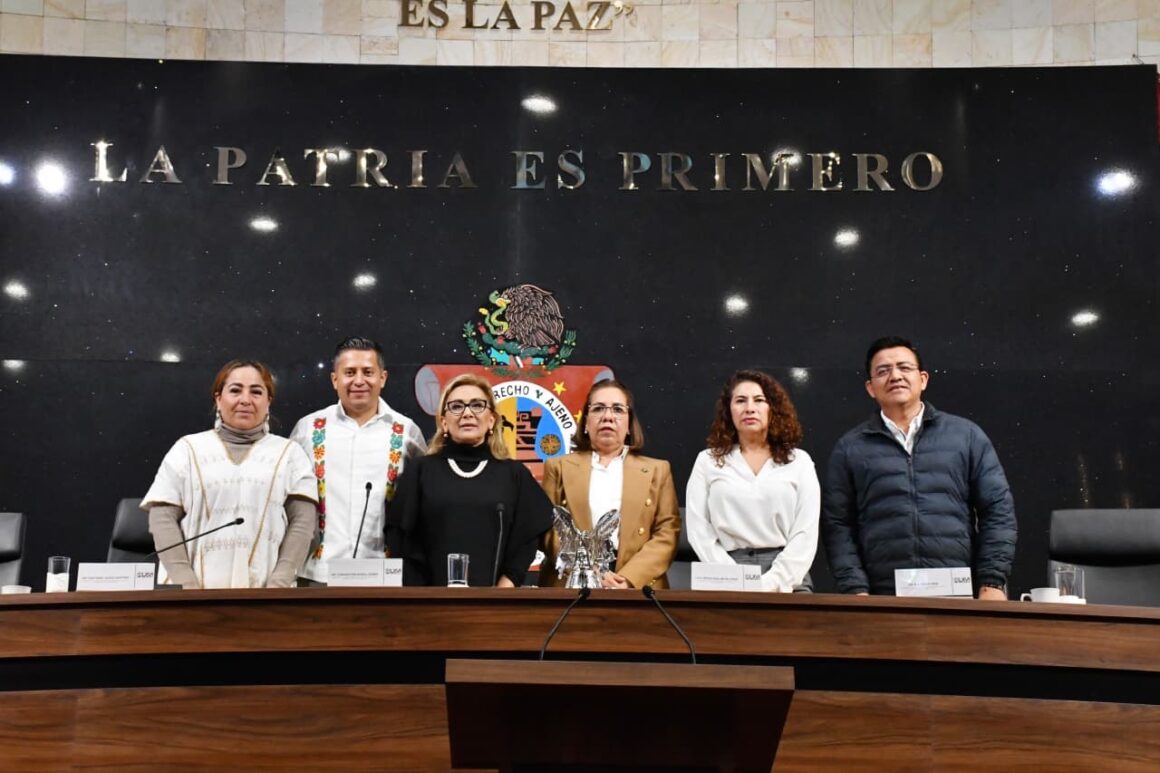 Comparece titular de la Secretaría de Honestidad, Transparencia y Función Pública ante Comisión del Congreso del Estado