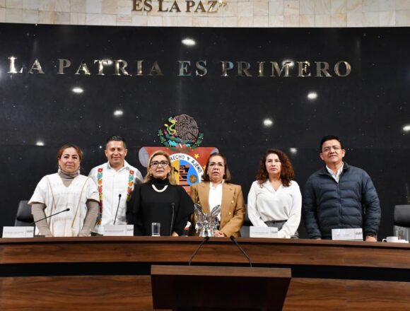 Comparece titular de la Secretaría de Honestidad, Transparencia y Función Pública ante Comisión del Congreso del Estado