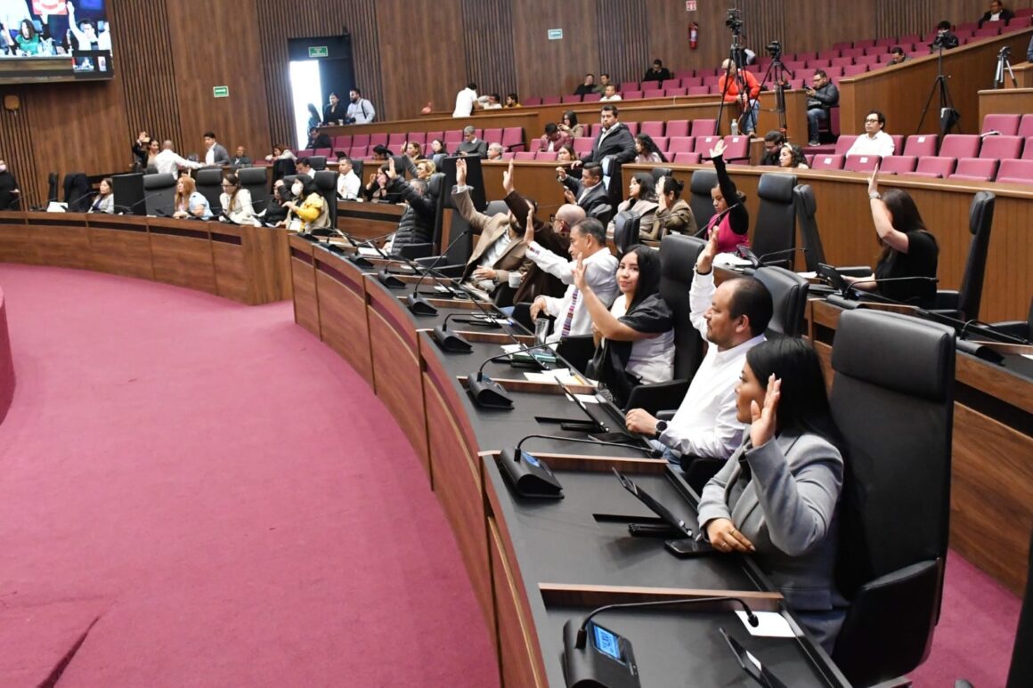 Congreso del Estado exhorta a autoridades educativas a dar seguimiento al caso de violencia escolar presentado en el CBTis 25 de Salina Cruz