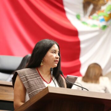 Diputada Elisa Zepeda presenta iniciativa para tipificar la tentativa de feminicidio en Oaxaca