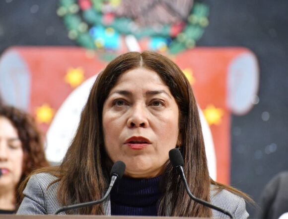 Presentan iniciativa para garantizar una vejez digna, segura y libre de violencia