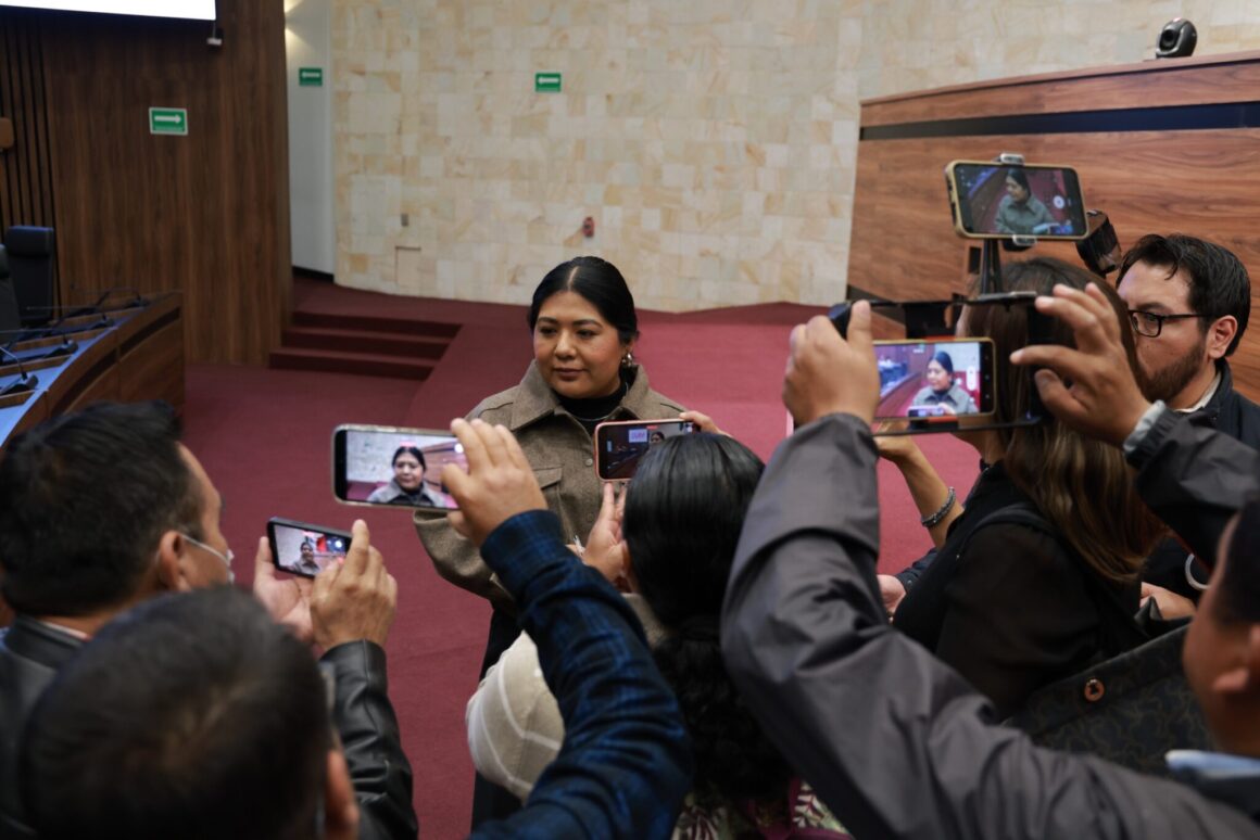 Presidenta de la Jucopo, Tania Caballero Navarro, invita a la ciudadanía a informarse y participar en la revocación de mandato