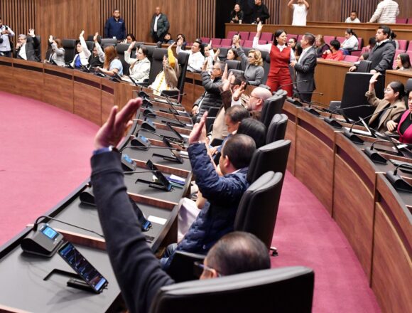 Congreso local aprueba calendario de comparecencias por Glosa del Tercer Informe de Gobierno