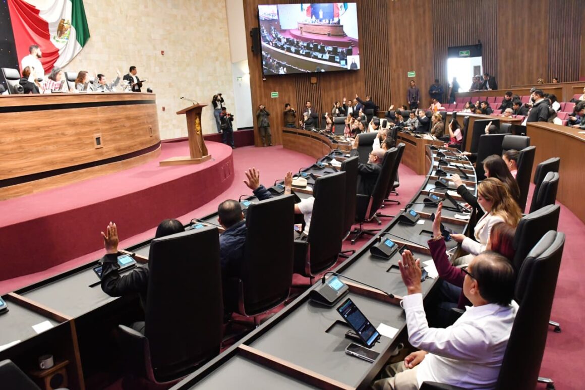 Exhorta Congreso del Estado a los SSO a garantizar el abasto oportuno y aplicación de vacunas contra el sarampión.