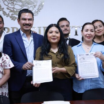 WhatsApp-Image-2026-02-20-at-13.57.41 Recibe Congreso del Estado iniciativa del municipio de Oaxaca de Juárez para reducir impuestos en beneficio de la ciudadanía