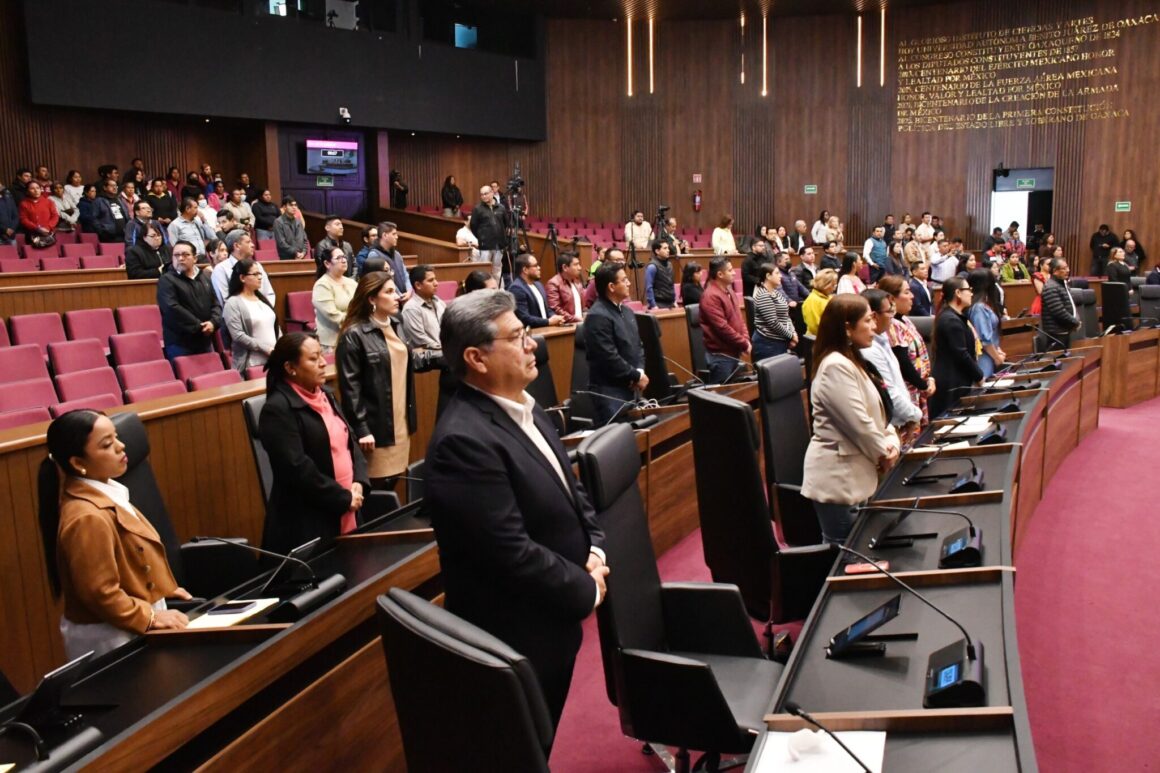 WhatsApp-Image-2026-02-24-at-19.54.27-2048x1365 Poder Legislativo respalda coordinación institucional y reconoce labor de fuerzas de seguridad
