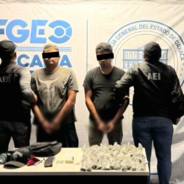 Fiscalía de Oaxaca y Gabinete de Seguridad capturan a dos por narcomenudeo afuera de una escuela; M.R.R.C., alias “Yiyo”, es considerado objetivo prioritario en la Costa