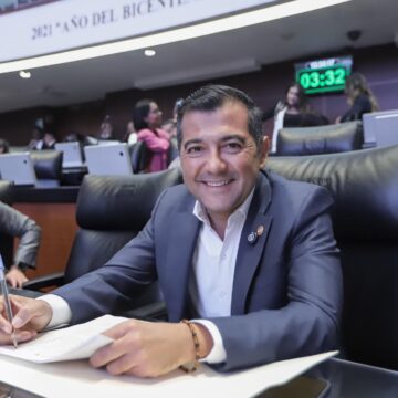 Informa Luis Alfonso Silva Romo avances desde el Senado: adiós a la burocracia y paso a la innovación