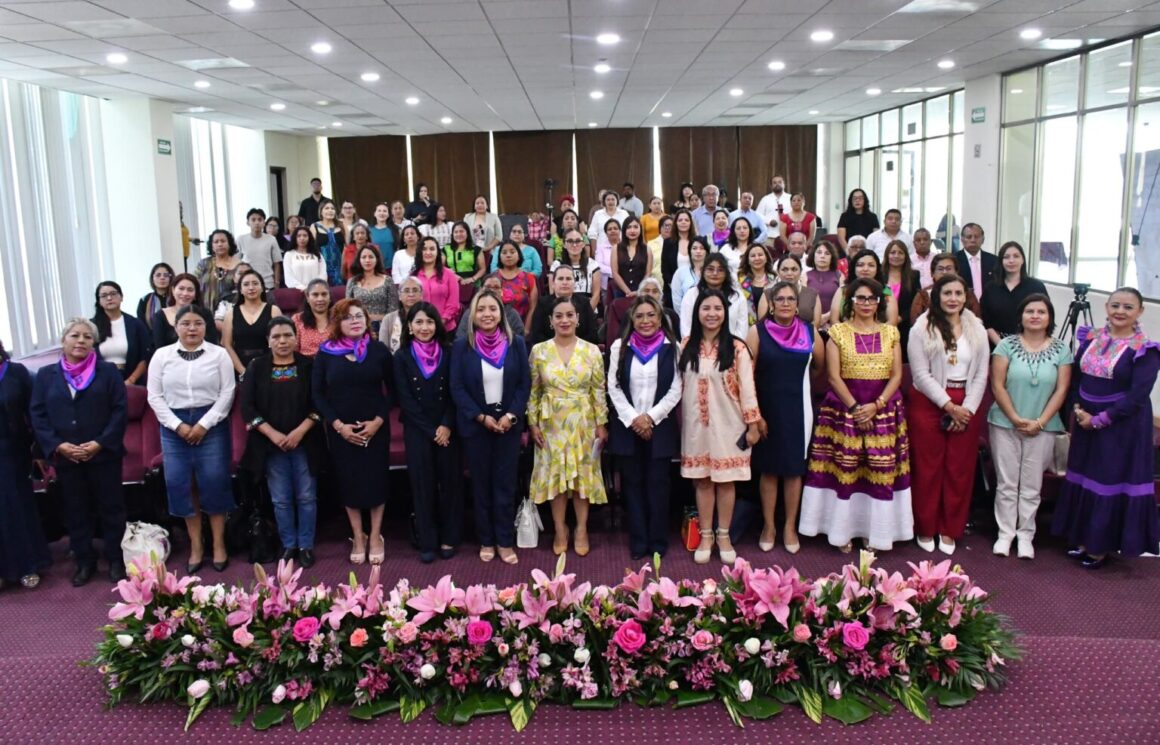 Realiza Congreso local foro “Rompiendo Paradigmas” para fortalecer la igualdad y el liderazgo de las mujeres
