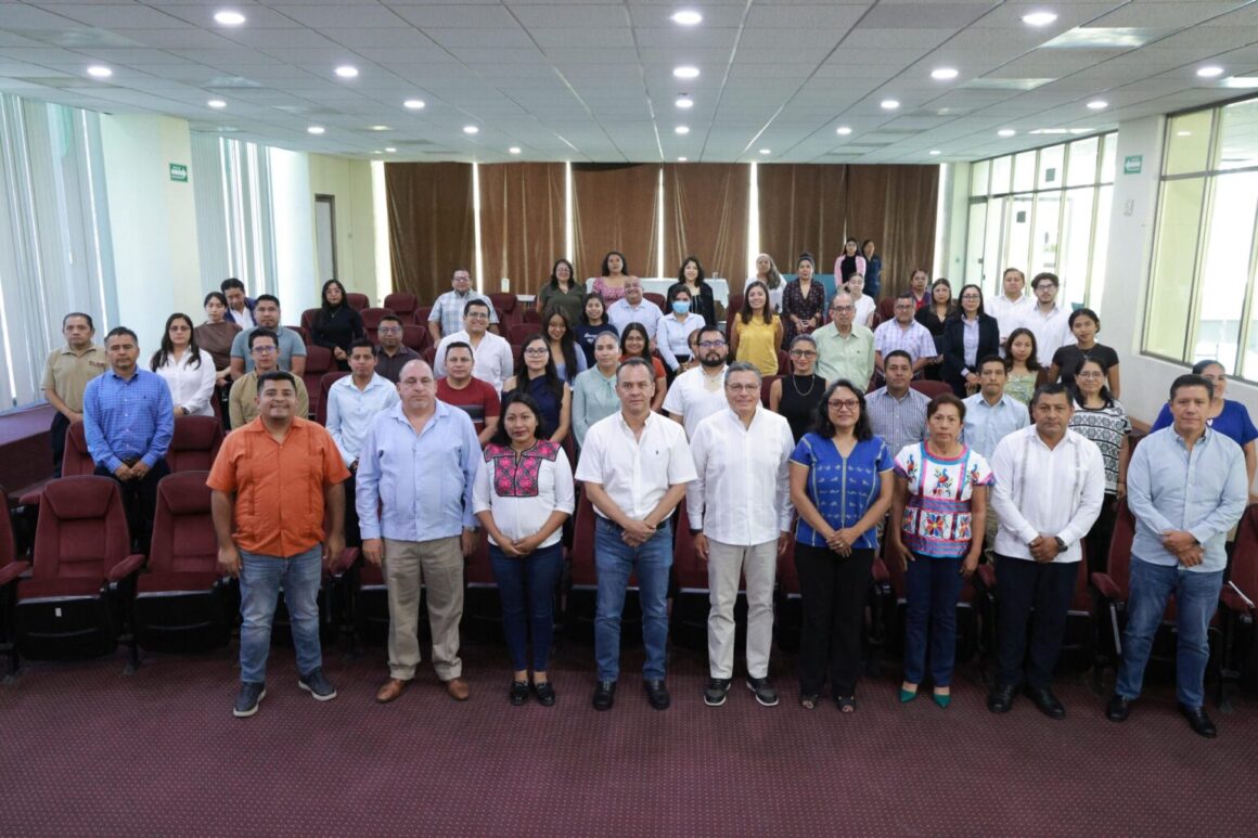 WhatsApp-Image-2026-04-15-at-17.13.41-1536x1024 Realizan foro «La Ética en el Servicio Público» para profesionalizar al personal del Congreso del Estado