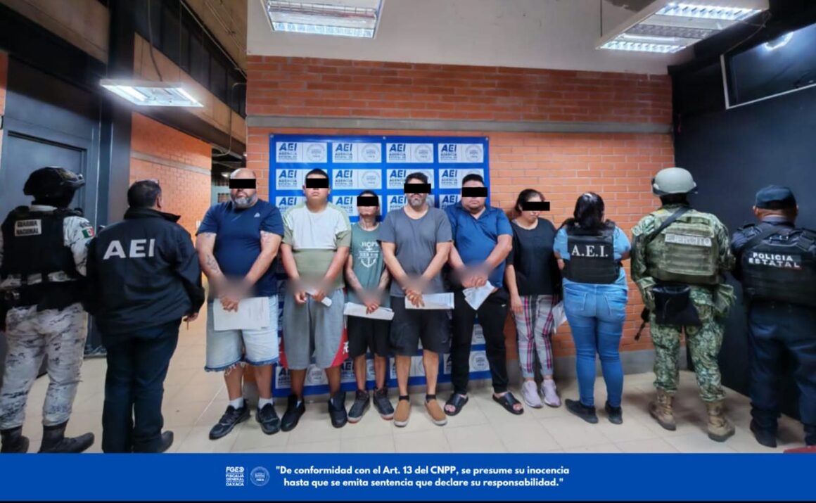 Fiscalía de Oaxaca detiene a seis personas por tentativa de homicidio tras agresión con arma de fuego en tianguis de Huajuapan