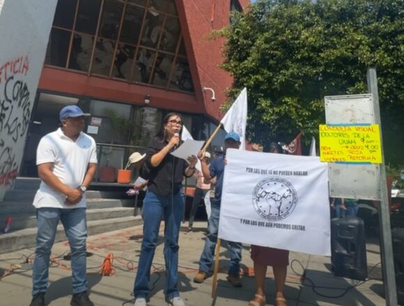 Protestan familiares de víctimas de San Mateo del Mar frente al Consejo de la Judicatura; denuncian complicidad judicial