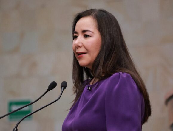 Presentan iniciativa para incorporar la igualdad sustantiva y perspectiva de género en el sistema de salud