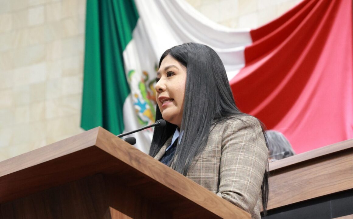 WhatsApp-Image-2026-05-05-at-12.19.29-1536x955 Propone diputada Tania Caballero reforma para fortalecer la protección de niñas, niños y adolescentes en la Constitución local