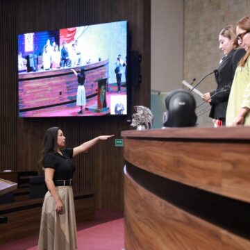 WhatsApp-Image-2026-05-26-at-13.18.36-2048x1094 Rinde protesta la diputada Haydeé Irma Reyes Soto como presidenta de la Diputación Permanente del Congreso local