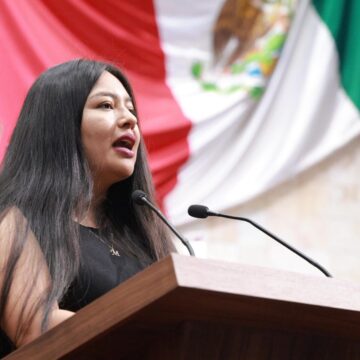 Presentan en el Congreso local propuesta para frenar contaminación en el río “La Colorada” en Tlacolula de Matamoros