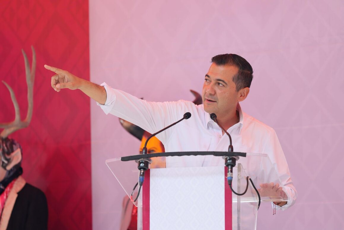 Defiende Luis Alfonso Silva Romo la soberanía con dignidad en Mixteca y la Cuenca oaxaqueña