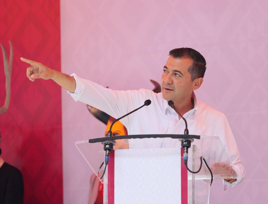 Defiende Luis Alfonso Silva Romo la soberanía con dignidad en Mixteca y la Cuenca oaxaqueña