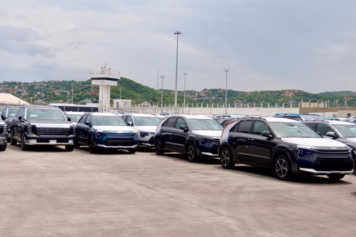 Llegada de segunda carga de vehículos Hyundai, reafirma potencial y éxito de Corredor Interoceánico 