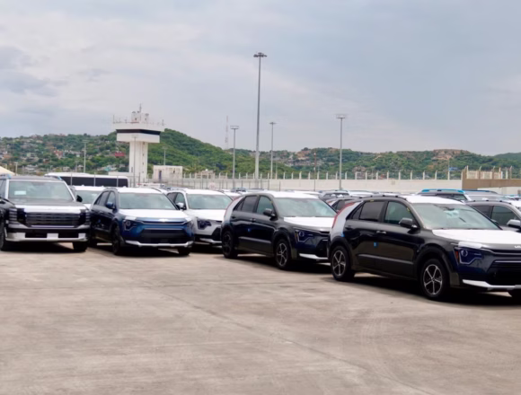 Llegada de segunda carga de vehículos Hyundai, reafirma potencial y éxito de Corredor Interoceánico 