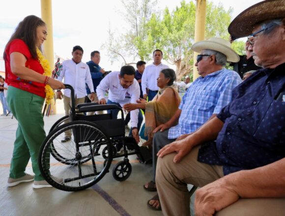 Fortalece DIF Oaxaca bienestar de familias en Valles Centrales con entrega de apoyos sociales