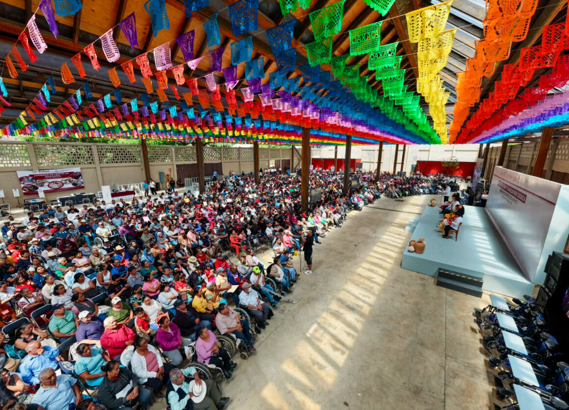Gobierno del Estado transforma vidas con Jornada Estatal de Entrega de Apoyos “Ver, Escuchar y Avanzar por Oaxaca”