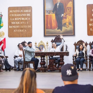 Ray Chagoya invita a los Diálogos Vecinales y refuerza acciones para una Guelaguetza segura