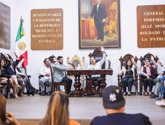 Ray Chagoya invita a los Diálogos Vecinales y refuerza acciones para una Guelaguetza segura