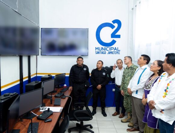 Con nuevo C2 en Santiago Jamiltepec, garantiza Salomón Jara mayor seguridad para el pueblo